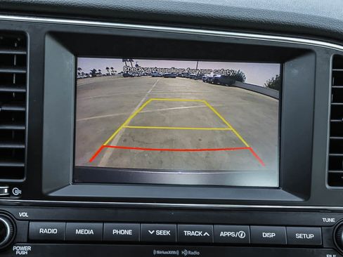 Used 2018 Hyundai Elantra Value Edition FWD image 23