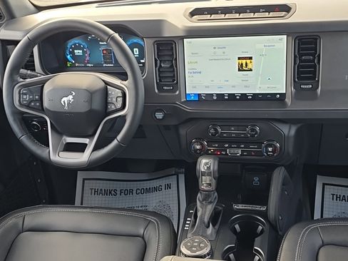 New 2025 Ford Bronco Badlands image 22