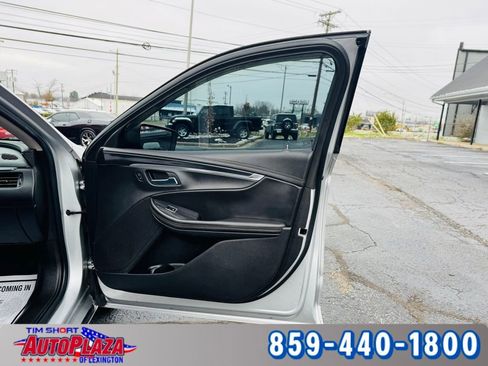 Used 2017 Chevrolet Impala LT image 62