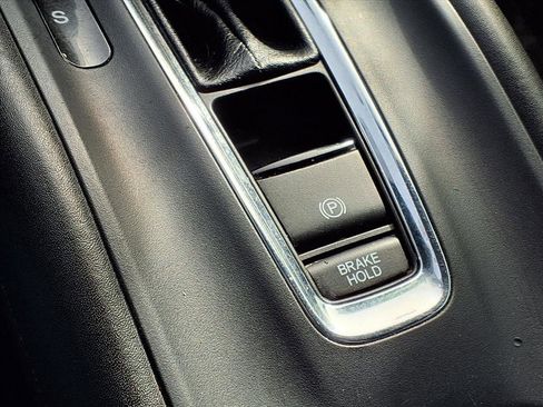 Used 2021 Honda HR-V Sport image 8