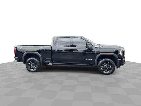 New 2026 GMC Sierra 2500 AT4 w/ AT4 Premium Plus Package AWD/4WD image 9