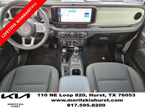 Used 2024 Jeep Wrangler Sahara w/ Technology Group image 5