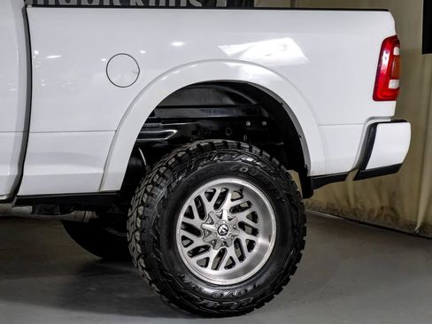 Used 2019 RAM 2500 Laramie image 13