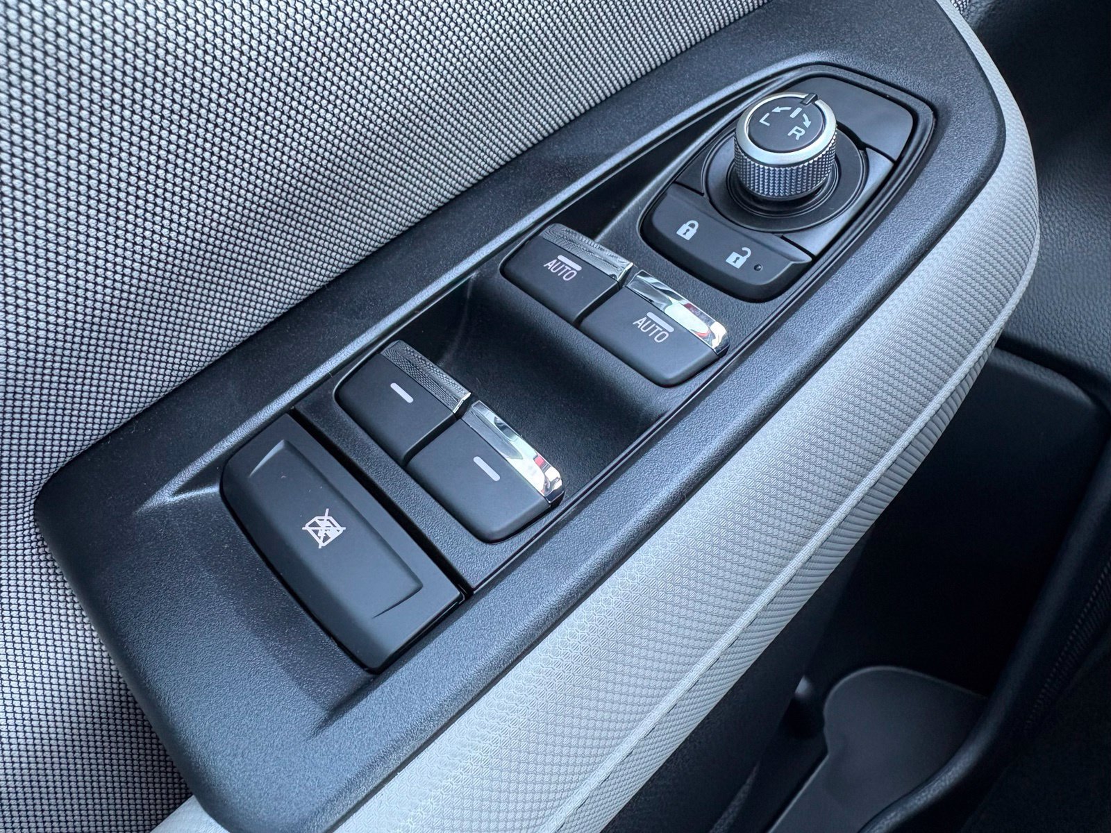 New 2026 Subaru Forester Premium AWD/4WD image 16