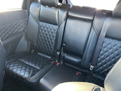 Used 2024 Mitsubishi Outlander SEL image 14