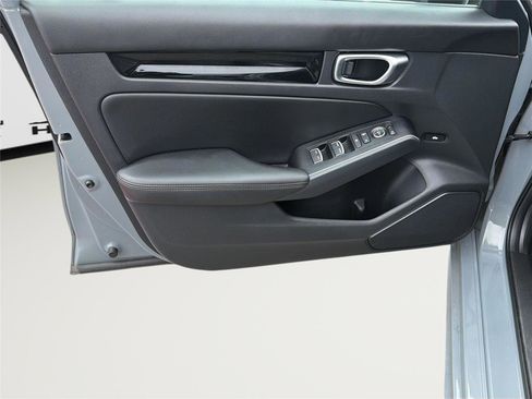 Used 2025 Honda Civic Sport Touring image 10