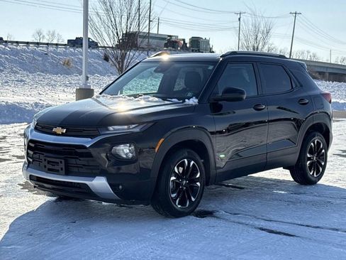Used 2023 Chevrolet TrailBlazer LT FWD image 28