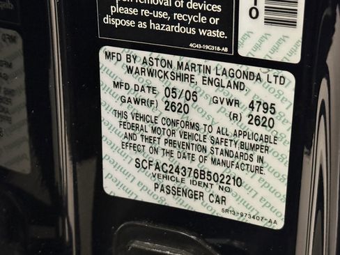 Used 2006 Aston Martin Vanquish S image 39