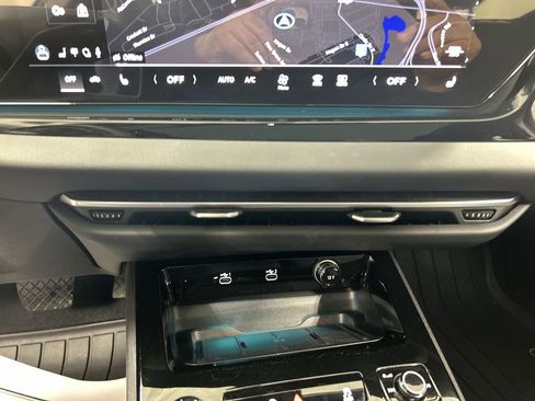 Certified 2025 Audi A5 2.0T Premium w/ Convenience Package AWD/4WD image 18