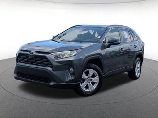 Used 2021 Toyota RAV4 XLE FWD video 1