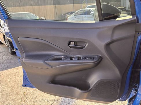 Used 2020 Nissan Versa S image 11