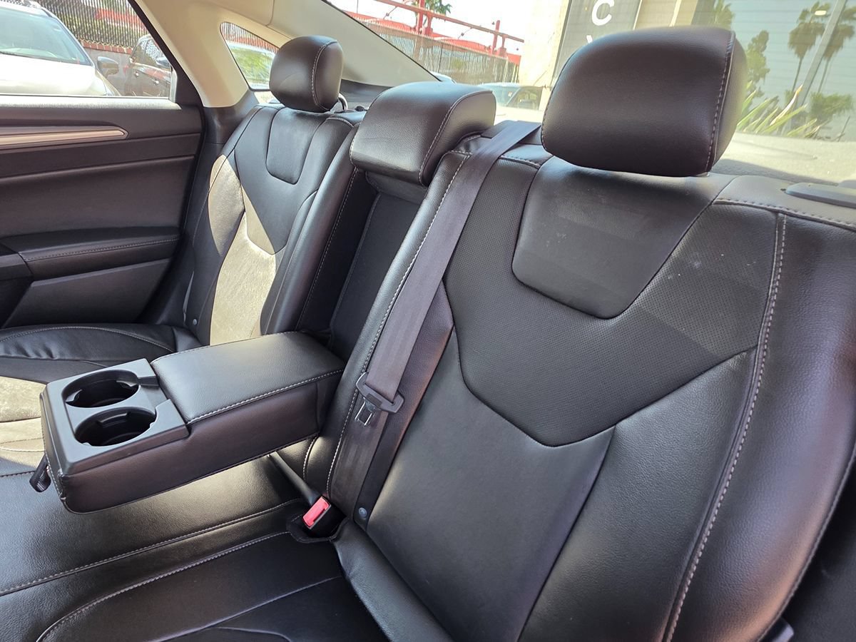 Used 2014 Ford Fusion Titanium FWD image 24