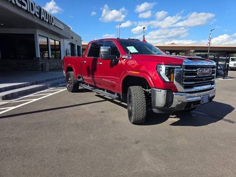 Used 2024 GMC Sierra 2500 SLT w/ SLT Premium Package image 13