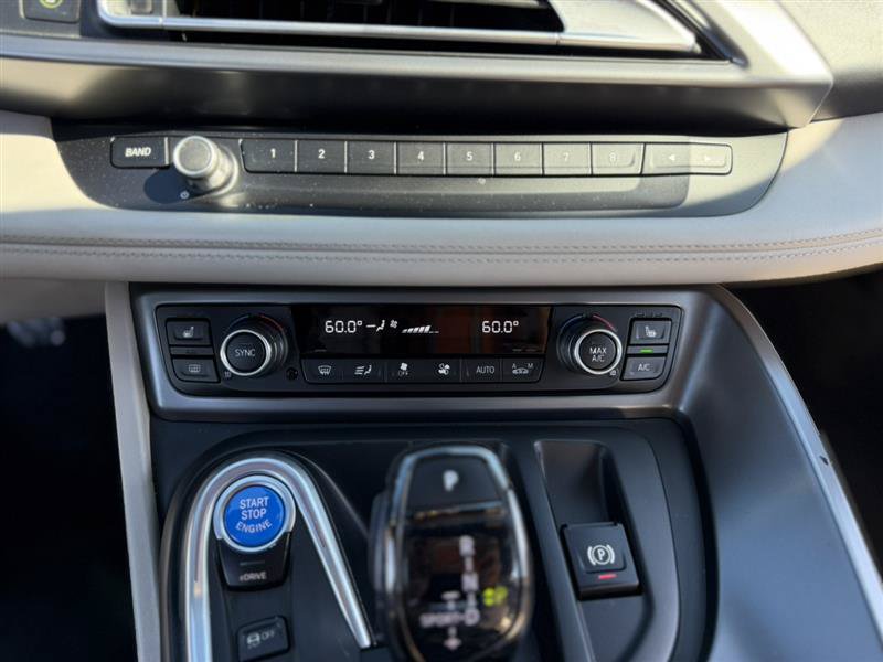 Used 2015 BMW i8 AWD/4WD image 37