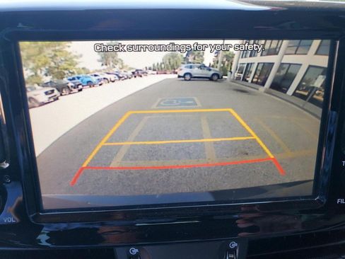 Used 2018 Hyundai Elantra GT FWD image 11