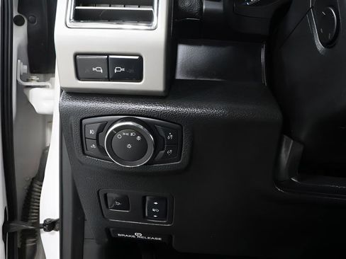 Used 2017 Ford F350 Lariat w/ Lariat Ultimate Package AWD/4WD image 20