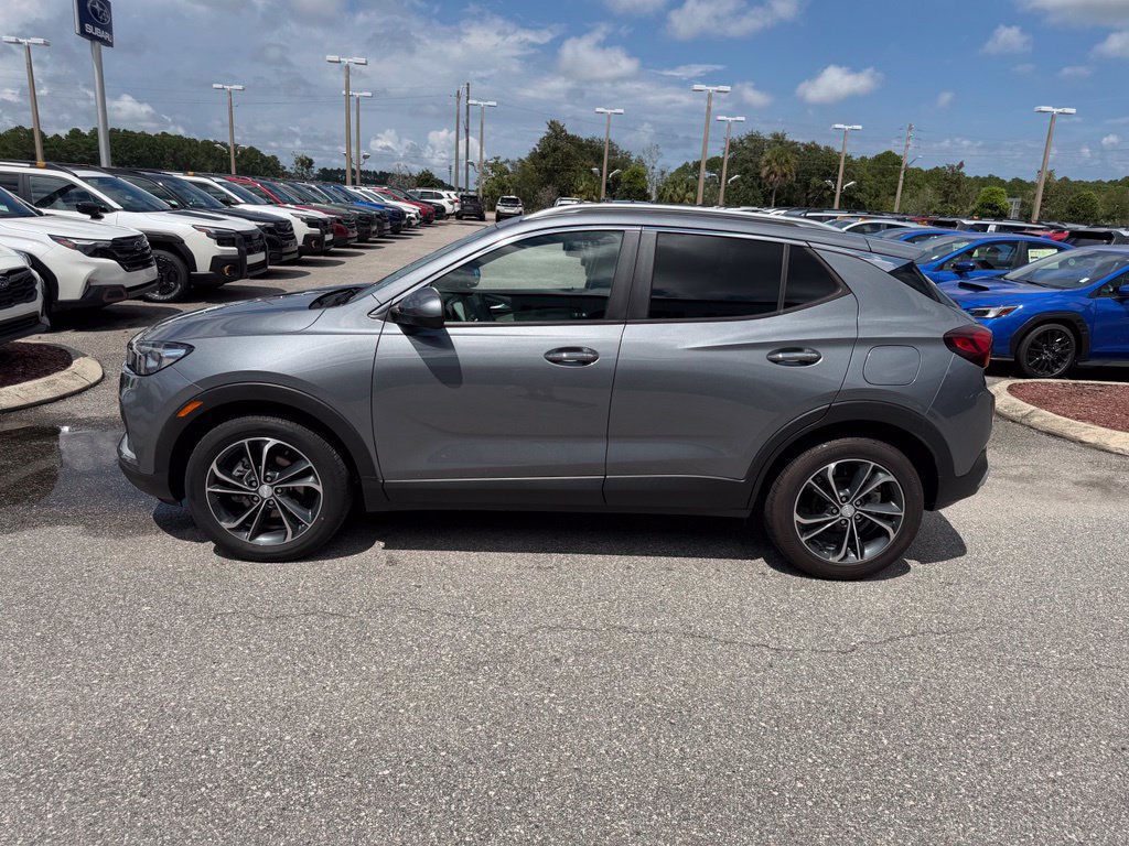 Used 2022 Buick Encore GX Select FWD image 12