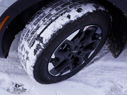 New 2026 Kia Sorento S image 9