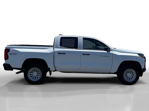 Used 2025 Chevrolet Colorado W/T AWD/4WD image 6