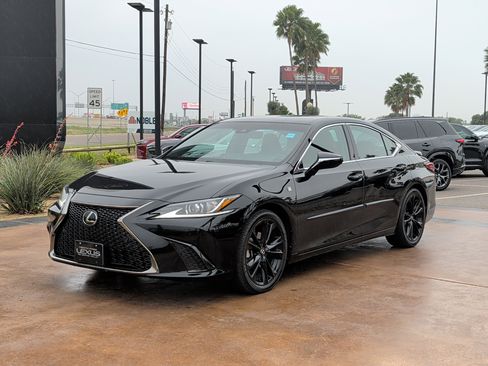 Certified 2022 Lexus ES 350 F Sport w/ Accessory Package 2 FWD image 5