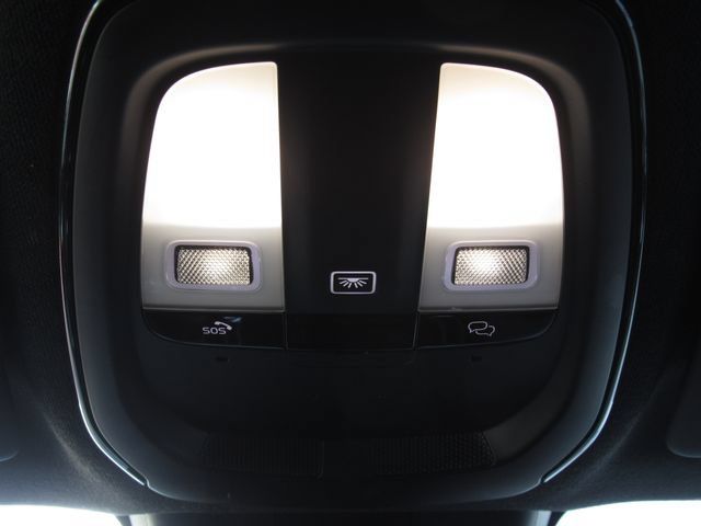 Used 2023 Volvo C40 P8 Recharge Plus w/ Climate Package AWD/4WD image 28