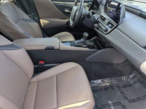 Used 2024 Lexus ES 250 w/ Premium Package AWD/4WD image 20