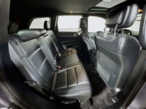 Used 2018 Jeep Grand Cherokee Limited image 26