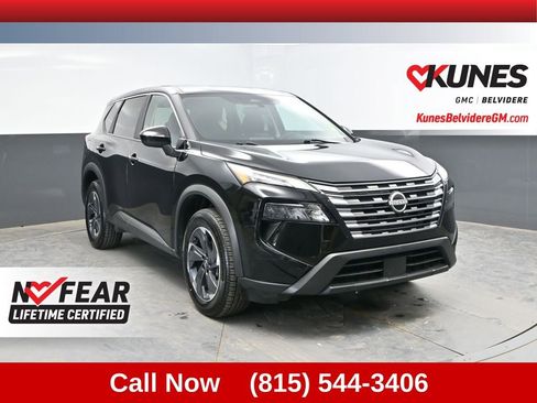 Used 2024 Nissan Rogue SV FWD image 1