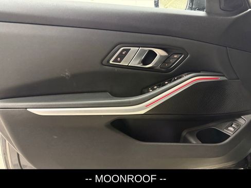 Used 2020 BMW 330i xDrive Sedan w/ Convenience Package image 5