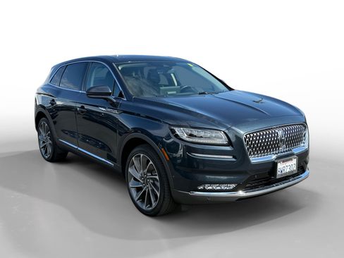 Used 2021 Lincoln Nautilus Reserve w/ Equipment Group 202A AWD/4WD image 7