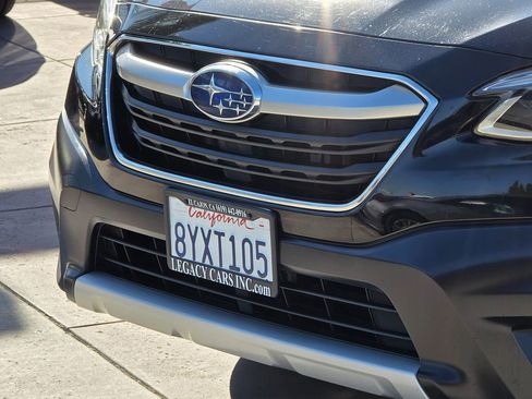 Used 2022 Subaru Outback Limited image 9