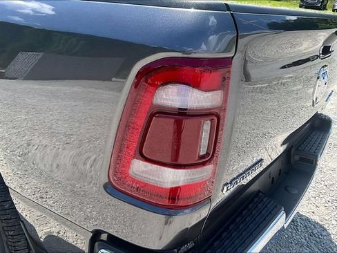 Used 2024 RAM 1500 Laramie AWD/4WD image 28