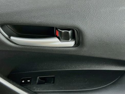 Used 2021 Toyota Corolla SE FWD image 30
