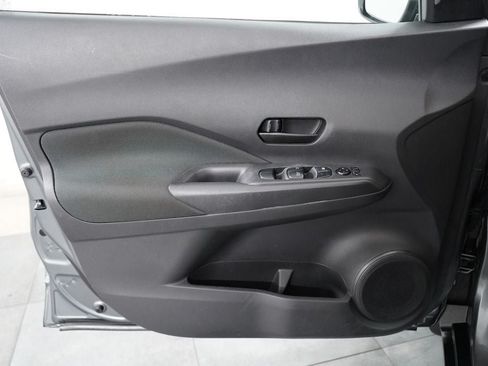 Used 2020 Nissan Kicks S FWD image 18
