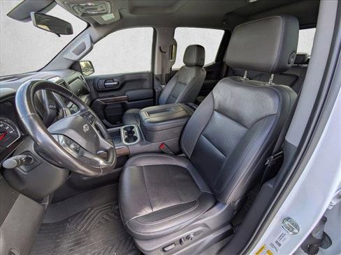 Used 2021 Chevrolet Silverado 1500 LT Trail Boss w/ Convenience Package II image 18