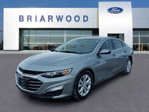 Used 2024 Chevrolet Malibu LT image 1