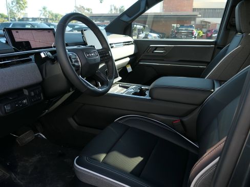 New 2026 GMC Sierra EV Elevation image 12