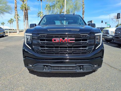 Used 2025 GMC Sierra 1500 Elevation w/ X31 Off-Road Package image 2