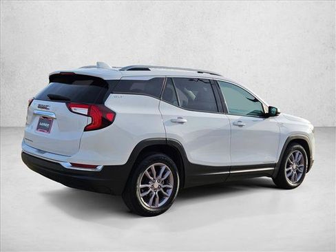 Used 2023 GMC Terrain SLT FWD image 5