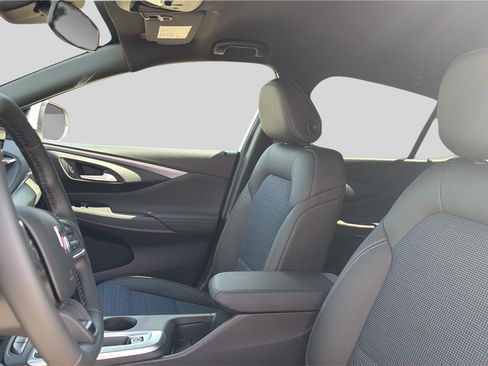 New 2026 Buick Envista Preferred FWD image 17