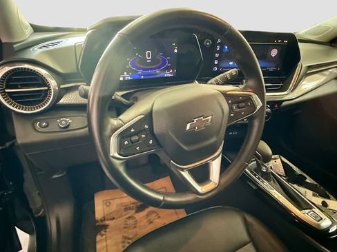 Used 2024 Chevrolet Trax ACTIV FWD image 12