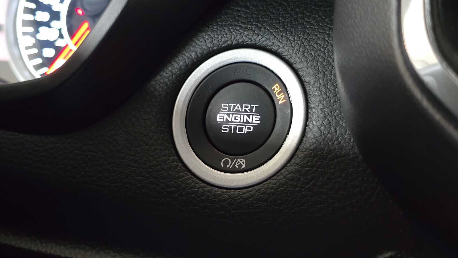 Used 2023 RAM 1500 Laramie AWD/4WD image 35