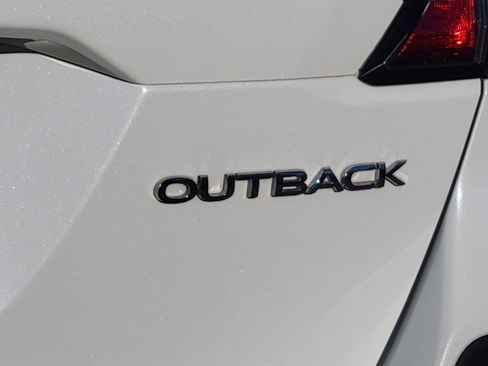Used 2020 Subaru Outback Limited w/ Popular Package #2 image 12