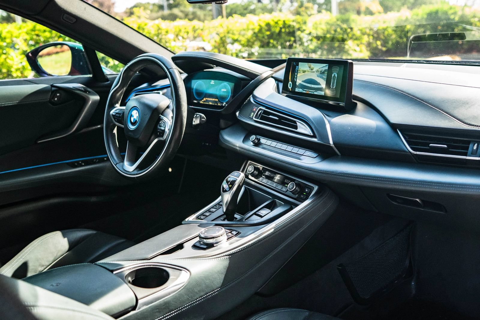 Used 2015 BMW i8 AWD/4WD image 16