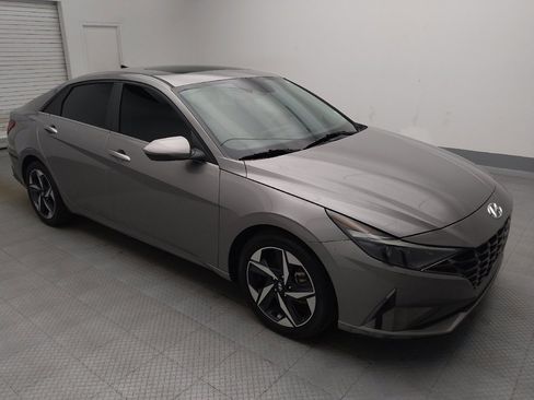 Used 2023 Hyundai Elantra Limited w/ Cargo Package FWD image 13