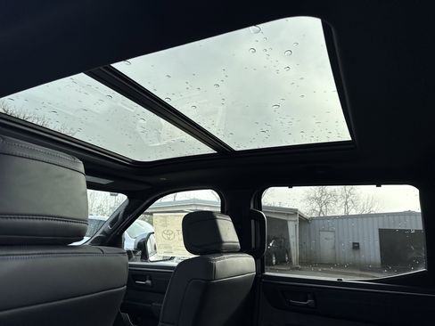 New 2025 Toyota Tundra Platinum image 28