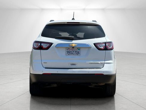 Used 2016 Chevrolet Traverse LT w/ Style and Technology Package AWD/4WD image 4