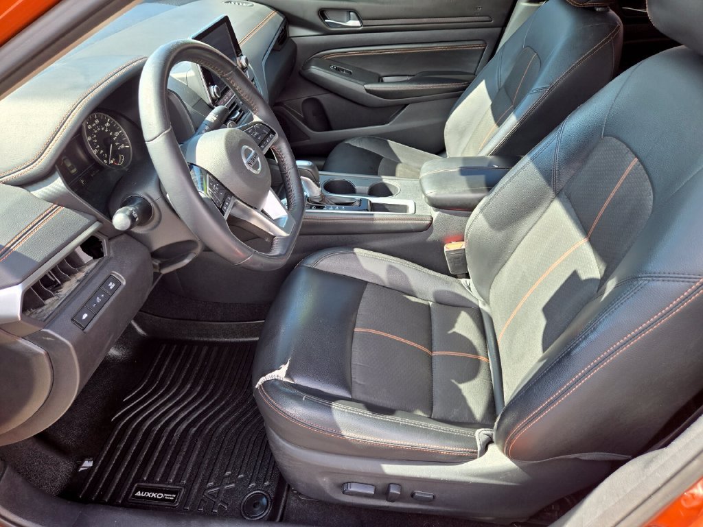 Used 2019 Nissan Altima 2.5 SR w/ SR Premium Package FWD image 10