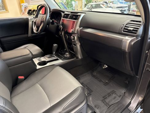 Used 2021 Toyota 4Runner SR5 Premium w/ Moonroof Package image 14