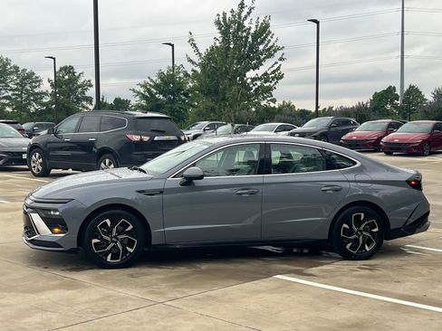 Certified 2025 Hyundai Sonata SEL FWD image 6